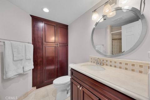 Tiny photo for 512 Esplanade #303, Redondo Beach, CA 90277 (MLS # PV25227212)