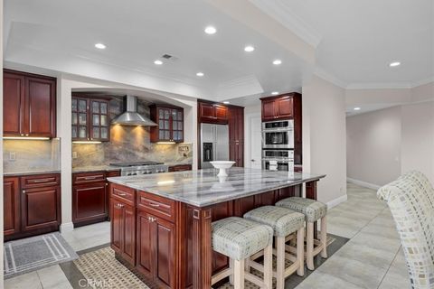 Tiny photo for 512 Esplanade #303, Redondo Beach, CA 90277 (MLS # PV25227212)