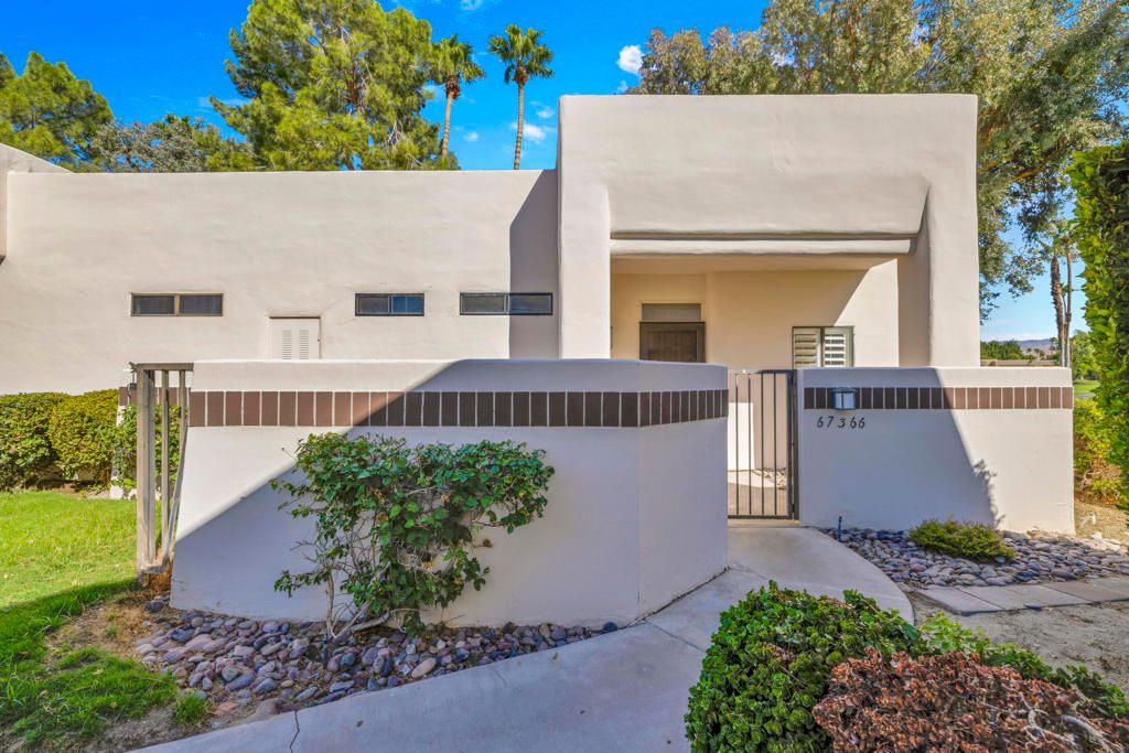 Photo of 67366 S Chimayo Drive, Cathedral City, CA 92234 (MLS # 219137255DA)
