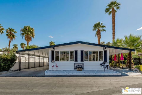 Photo of 382 Club Circle Drive, Palm Springs, CA 92264 (MLS # 26990533PS)