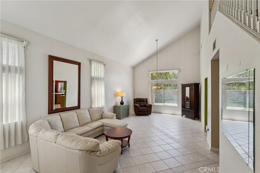 2709 W Buena Vista Drive