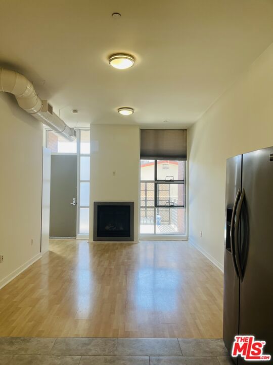 Properties 1 1912 Broadway 107