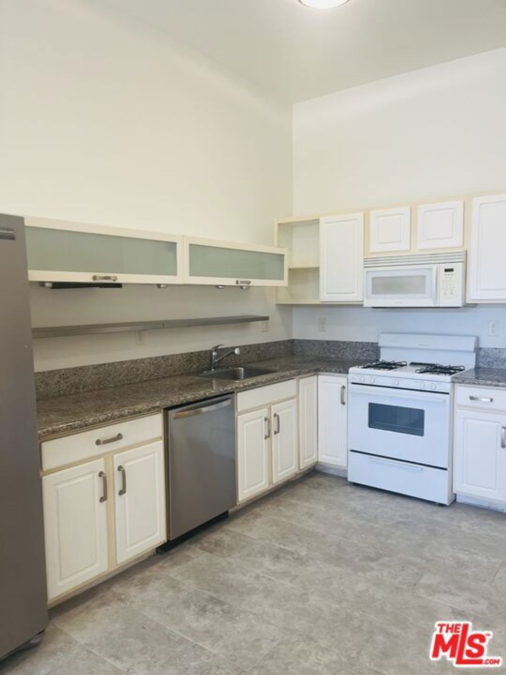 Photo of 1912 Broadway #107, Santa Monica, CA 90404 (MLS # 25540545)