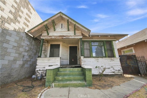 Photo of 4010 Wall, Los Angeles, CA 90011 (MLS # SR26191689)