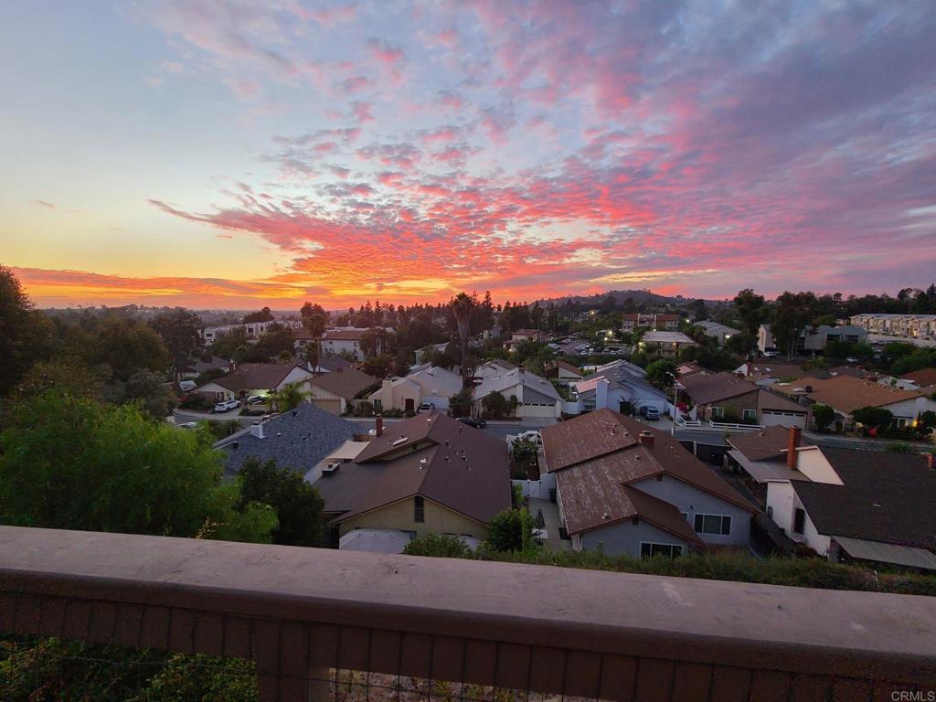 5470 Baltimore DR 21, La Mesa CA 91942
