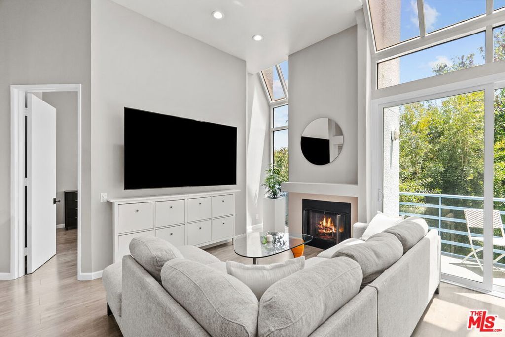 Photo of 5151 Balboa Boulevard #303, Encino, CA 91316 (MLS # 26651219)