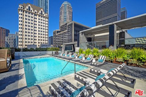 Photo of 727 W 7th Street #1009, Los Angeles, CA 90017 (MLS # 26832549)