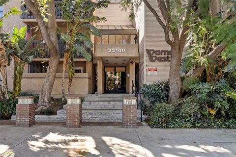 Photo of 22100 Burbank #106 A, Woodland Hills, CA 91367 (MLS # SR26018629)