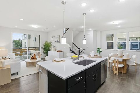 2051 Mahuron Circle San Jose CA 95133