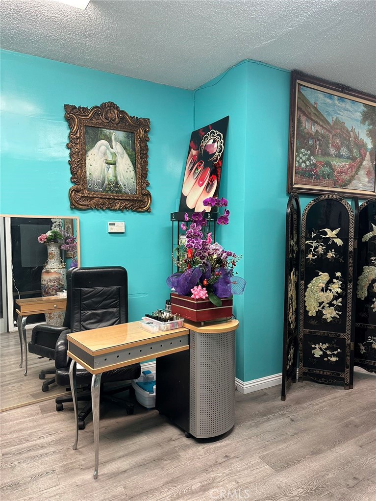1025 S San Gabriel Blvd