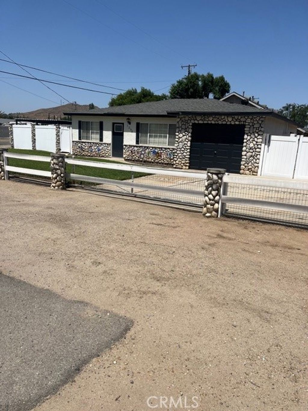 Photo of 1295 4th St, Norco, CA 92860 (MLS # IG26084356)