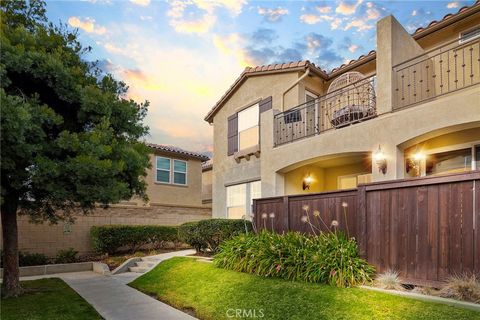 Photo of 41945 Davenport Way #D, Murrieta, CA 92562 (MLS # IG26108965)