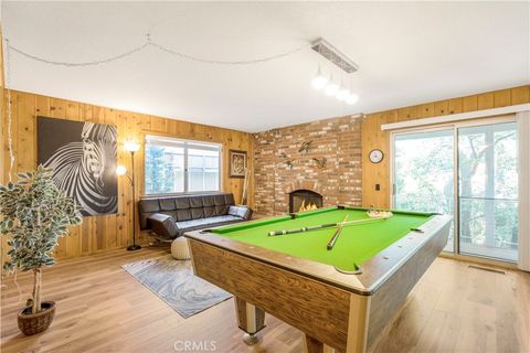 Photo of 1310 Montreal Drive Dr, Lake Arrowhead, CA 92352 (MLS # IG25216284)