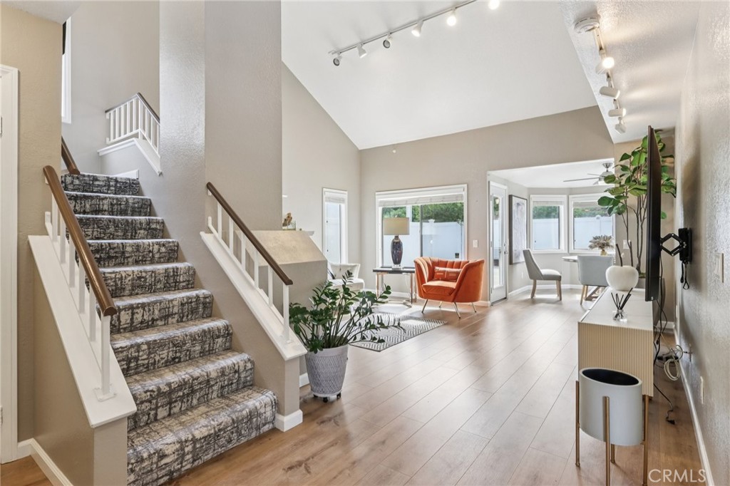 15413 Oak Grove Court