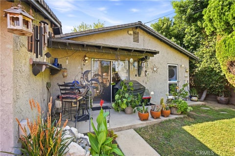Tiny photo for 23951 Vanowen Street, West Hills, CA 91307 (MLS # SR26200908)