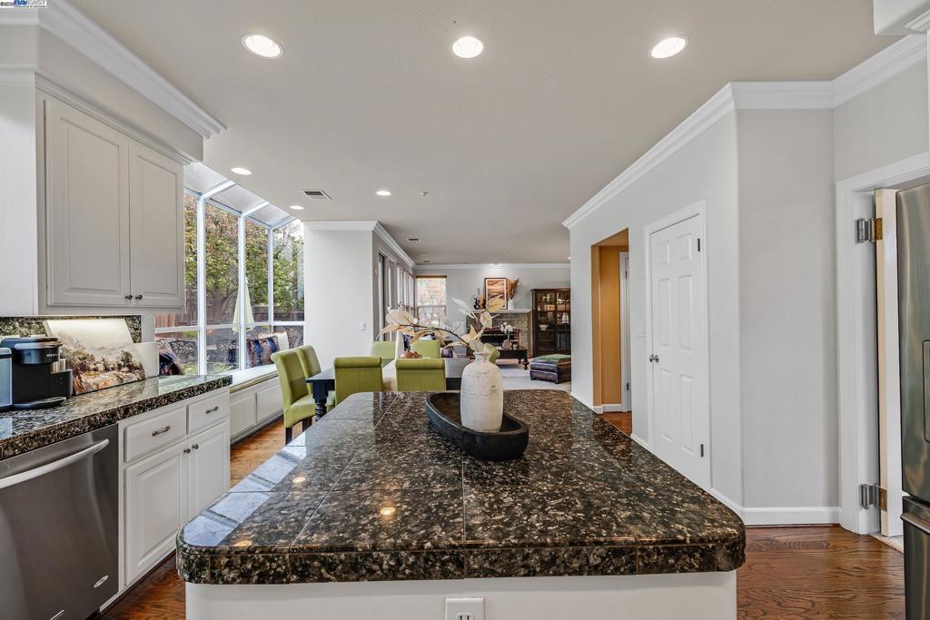 RUBY HILL PREMIA - Residential