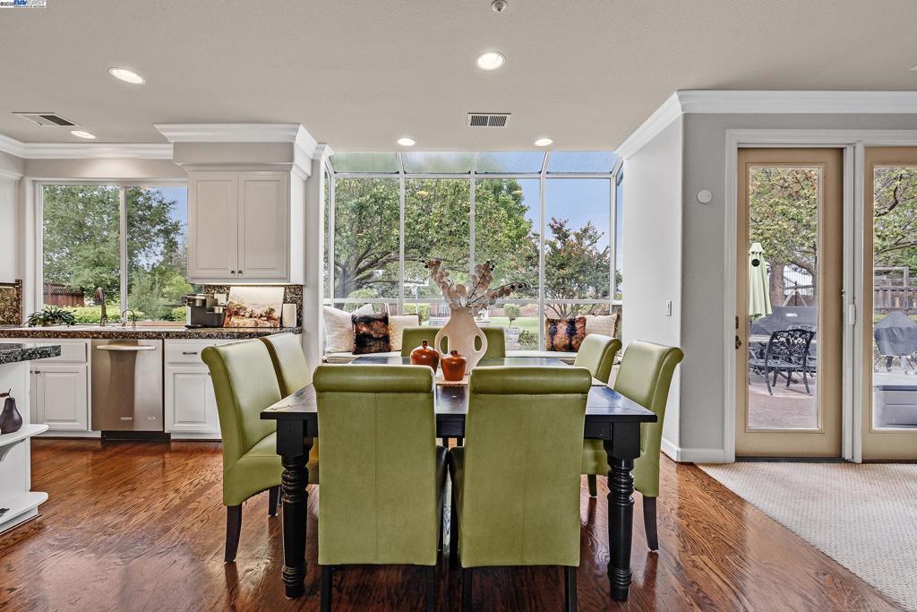 RUBY HILL PREMIA - Residential