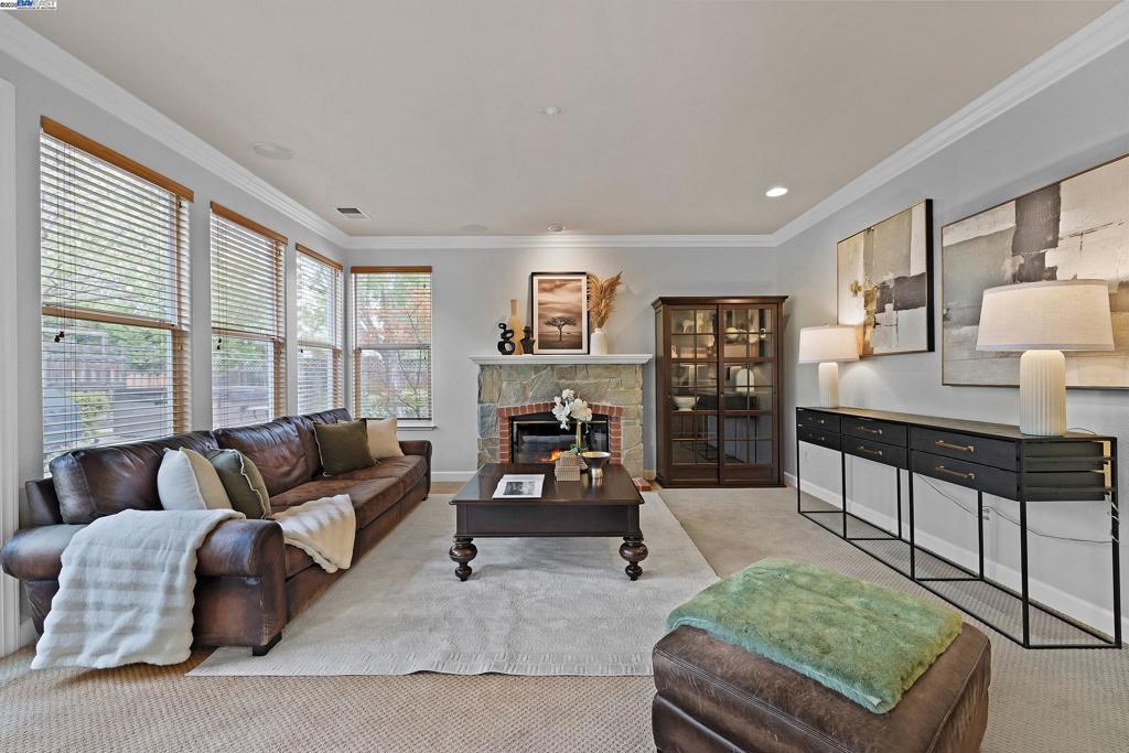 RUBY HILL PREMIA - Residential