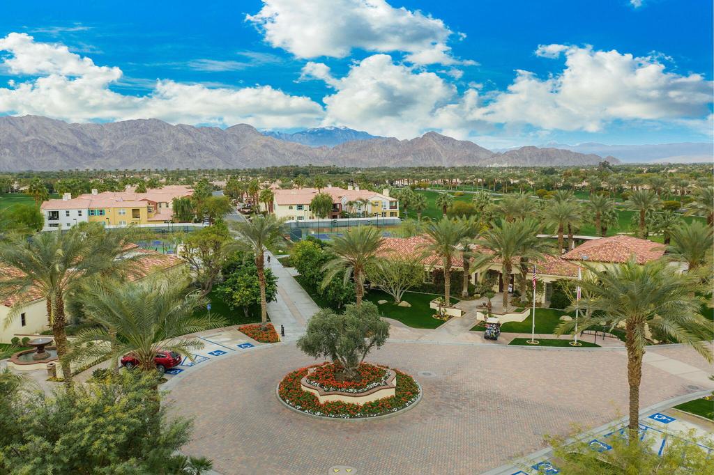 Mountain View CC - Residential