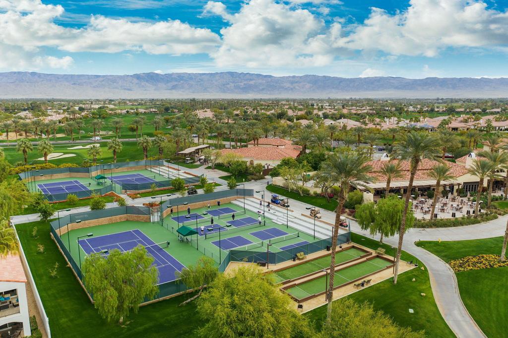 Mountain View CC - Residential