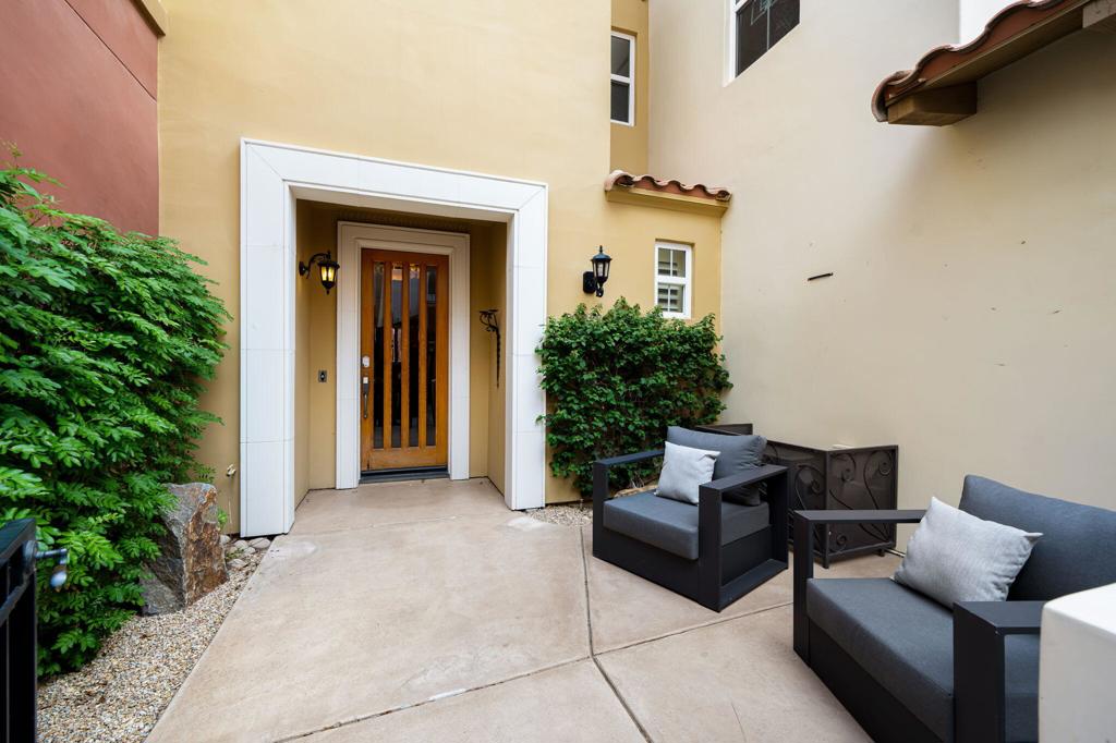 Mountain View CC - Residential