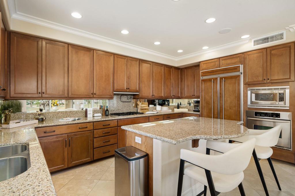 Mountain View CC - Residential