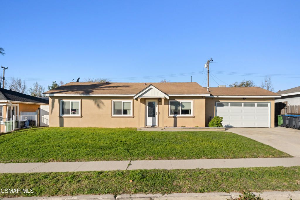 Photo of 2325 Wisteria Street, Simi Valley, CA 93065 (MLS # 226000125)