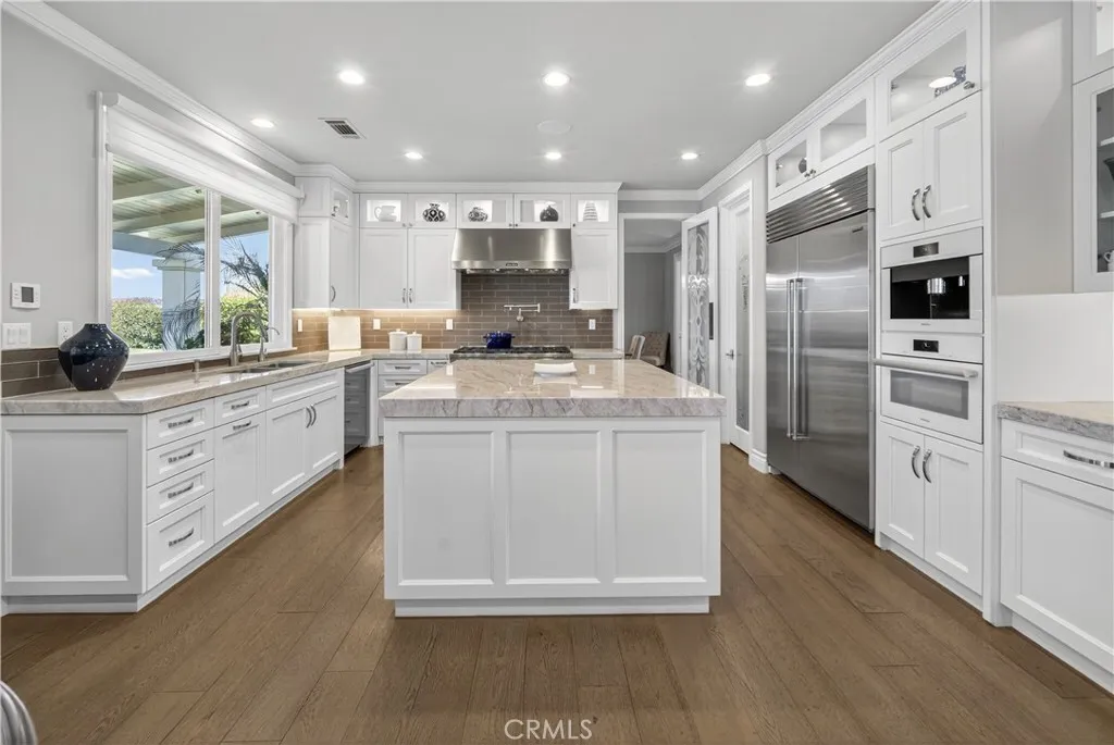 Calabasas, California 91302, United States, 5 Bedrooms Bedrooms, ,5 BathroomsBathrooms,Residential,Active,171966