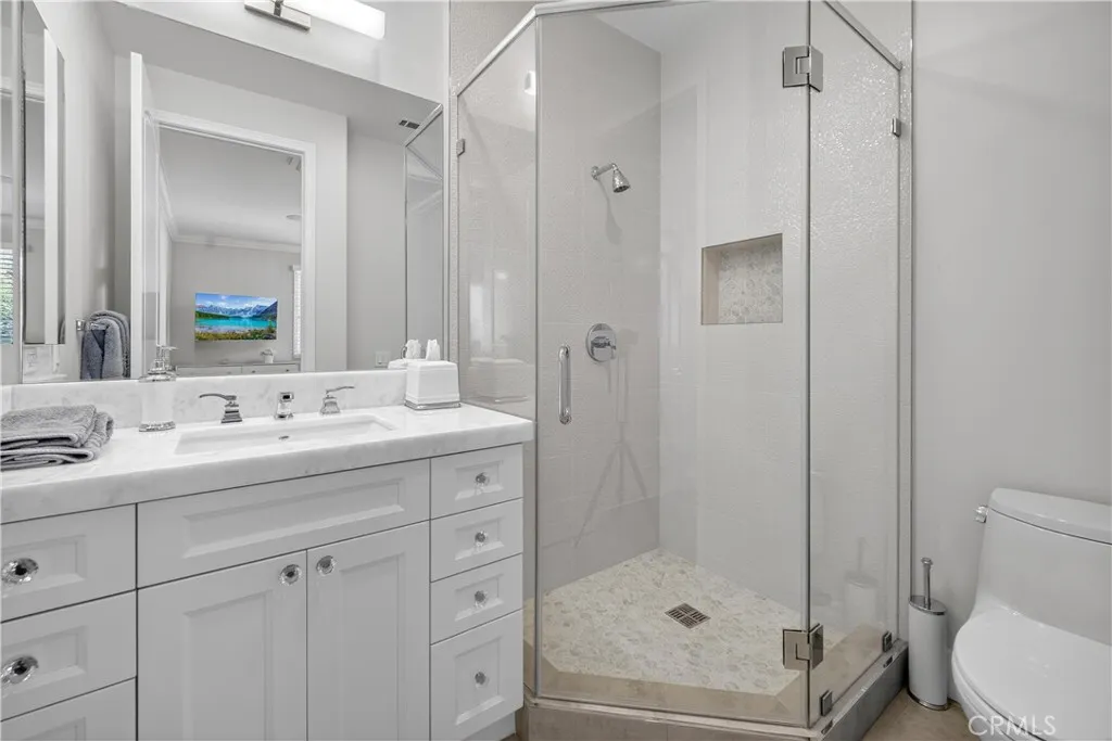 Calabasas, California 91302, United States, 5 Bedrooms Bedrooms, ,5 BathroomsBathrooms,Residential,Active,171966