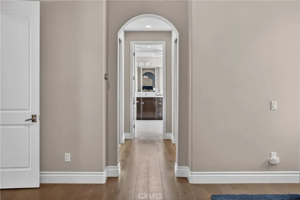 Calabasas, California 91302, United States, 5 Bedrooms Bedrooms, ,5 BathroomsBathrooms,Residential,Active,171966