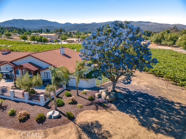 38155 Avenida La Cresta