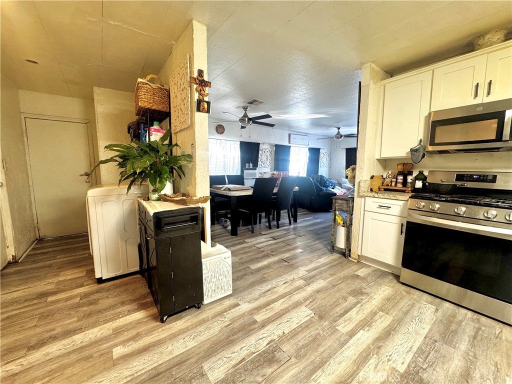 320 N Park Vista 161