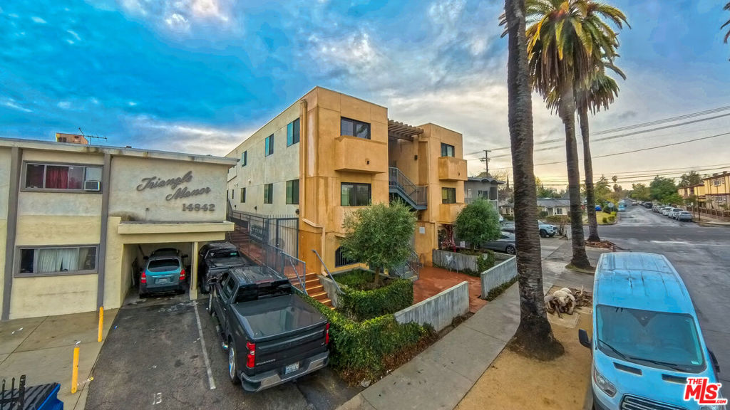 14846 Friar Street