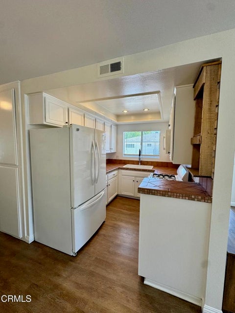 Tiny photo for 1136 Acadia Place #4, Ventura, CA 93003 (MLS # V1-38774)