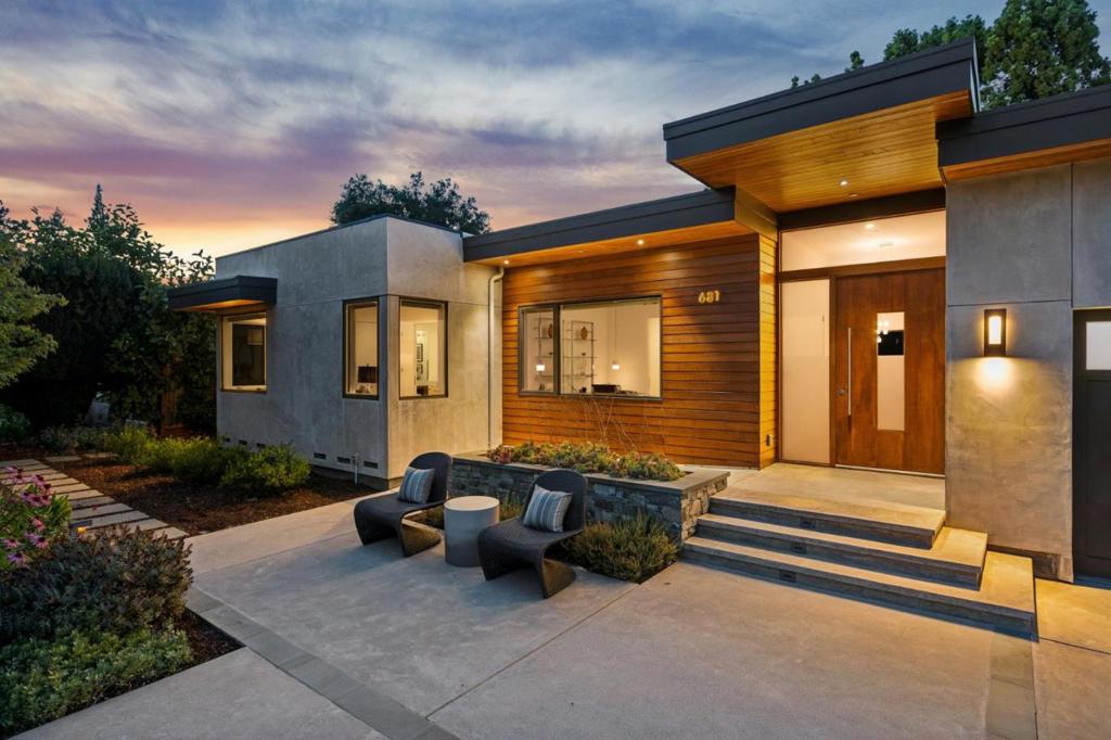 681 Springer Terrace