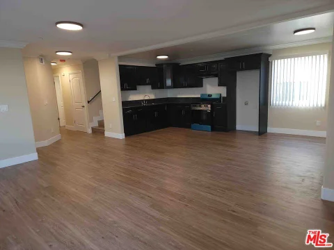 MLS: 26891939