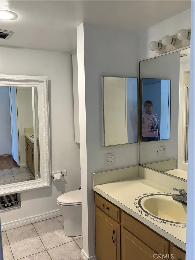 Seal Beach, California 90740, United States, 2 Bedrooms Bedrooms, ,2 BathroomsBathrooms,Residential,Pending,201134