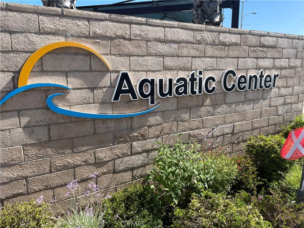 Seal Beach, California 90740, United States, 2 Bedrooms Bedrooms, ,2 BathroomsBathrooms,Residential,Pending,201134