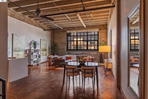 Photo of 247 Fourth Street ST #405, Oakland, CA 94607 (MLS # 41145190)