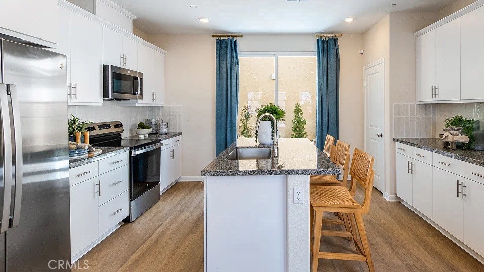 1672 Phantom Lane
