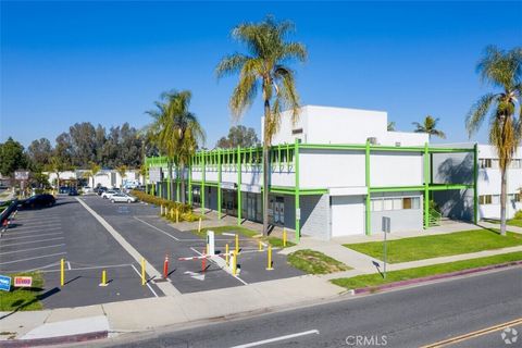 Photo of 13330 Bloomfield Ave, Norwalk, CA 90650 (MLS # DW26045173)