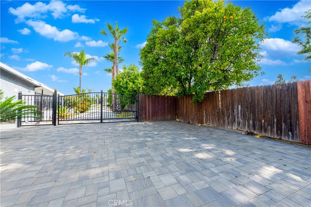 4759 Cochran Street