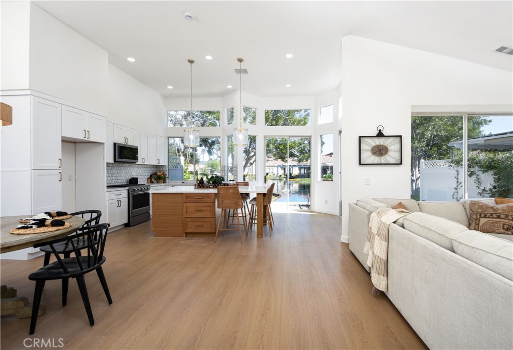 38749 Muirfield Drive