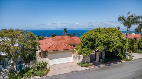 Photo of 1605 Via Lazo, Palos Verdes Peninsula, CA 90274 (MLS # PV26090954)
