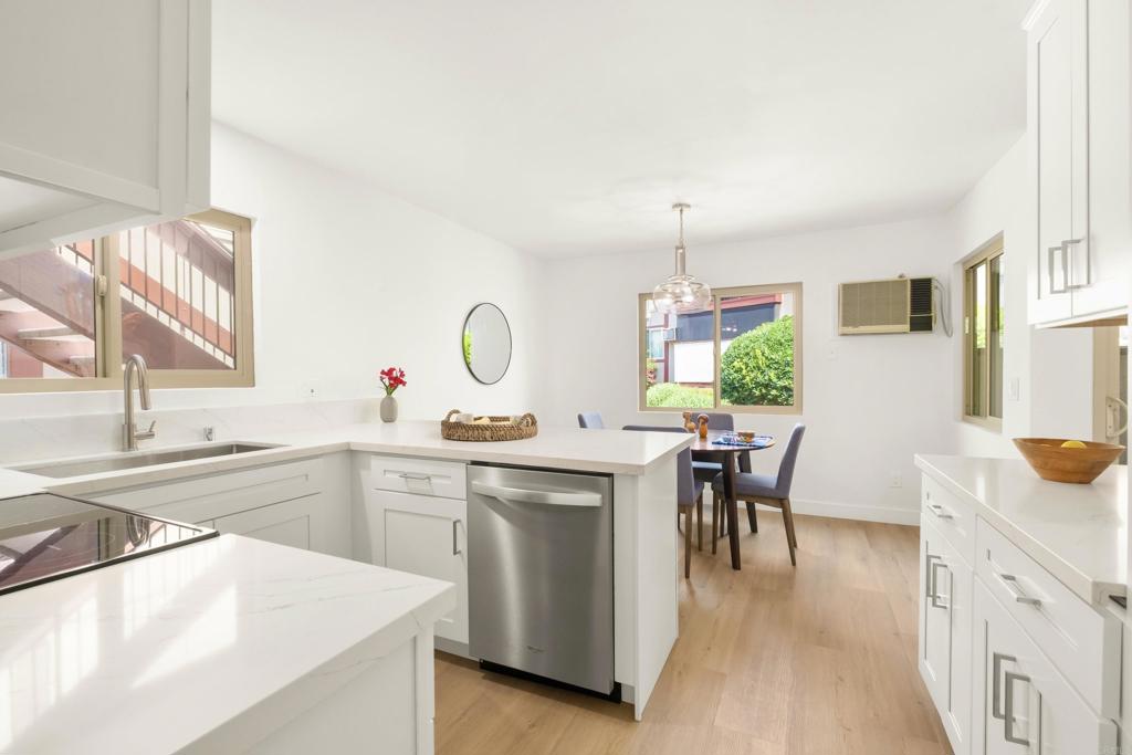 5523 Adobe Falls Road 3