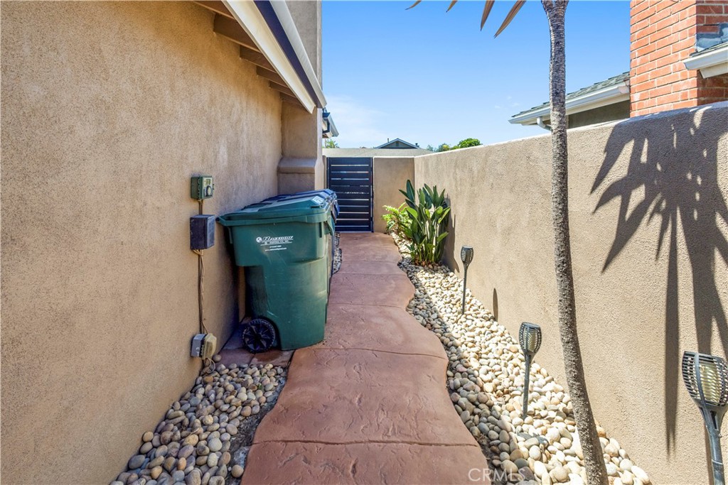 9111 Ellsworth, Huntington Beach CA 92646 - Photo 24