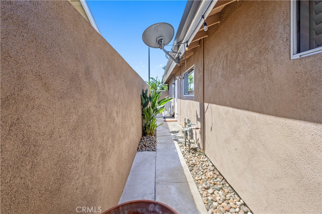 9111 Ellsworth, Huntington Beach CA 92646 - Photo 25
