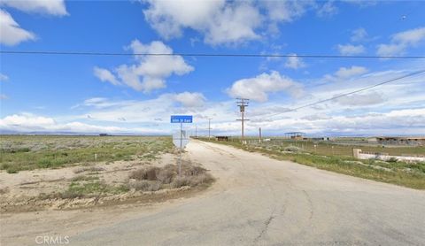 Photo of 4651 E Avenue F, Lancaster, CA 93535 (MLS # HD26040489)