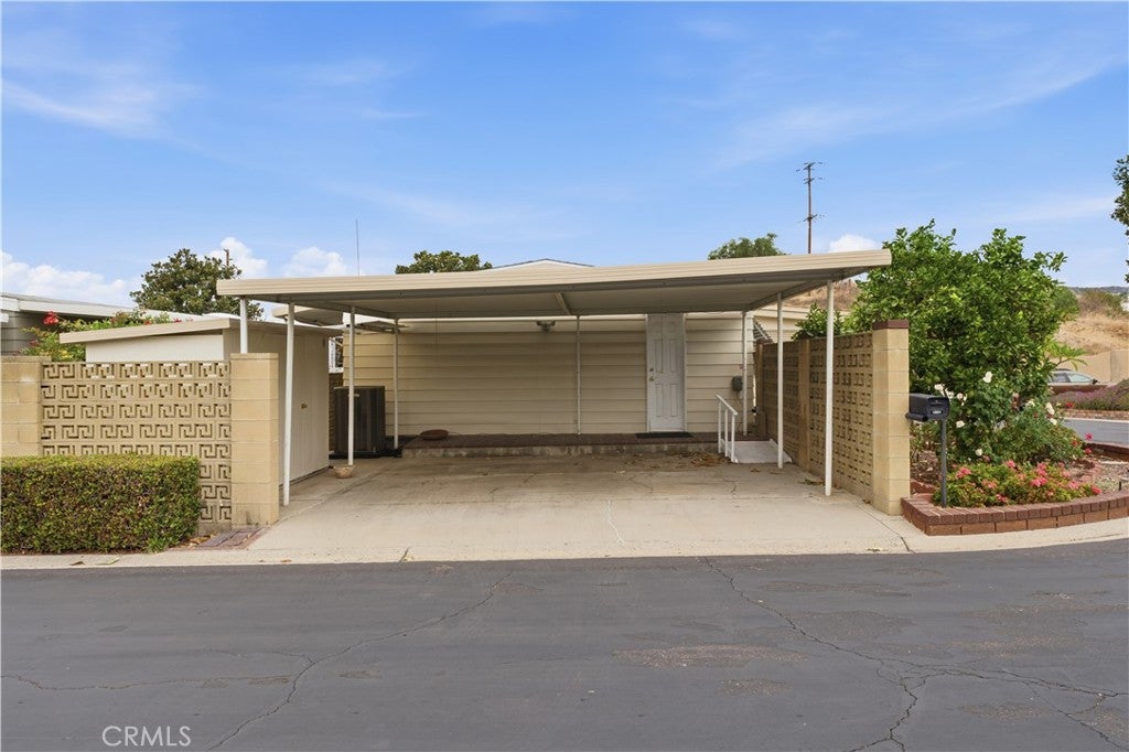 16931 Lake Terrace 261