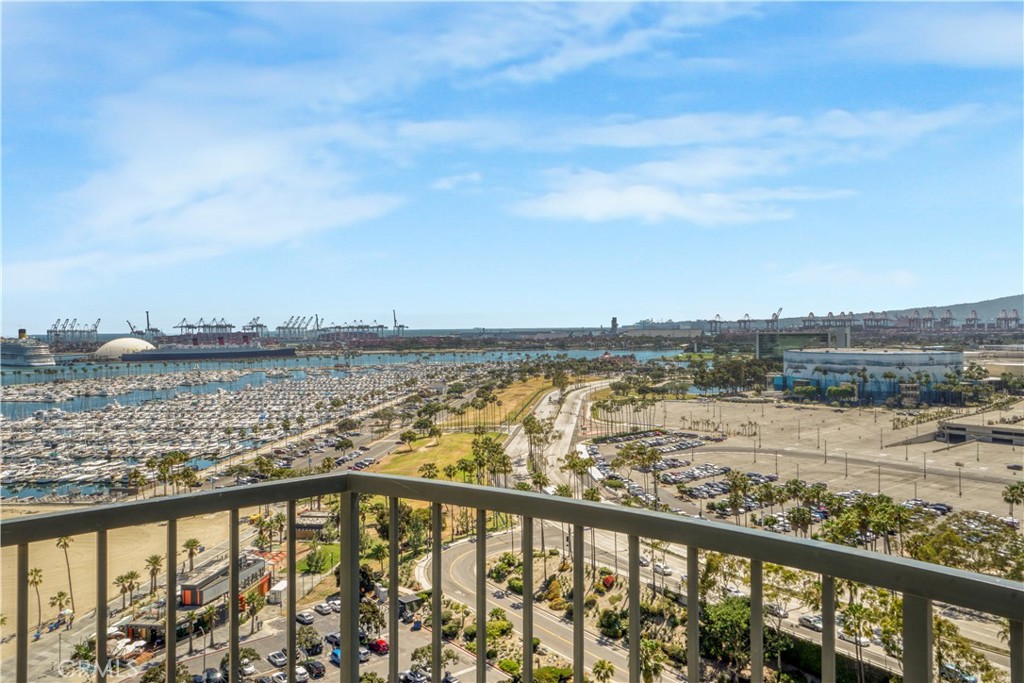 850 E Ocean Boulevard 1604